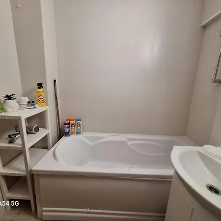 Exclusive Del Apartment Constanta